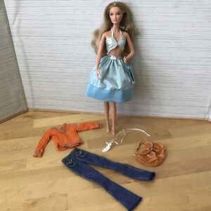 2006 Barbie On Location South Beach Doll